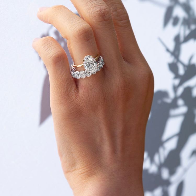 Solitaire Oval Engagement Ring