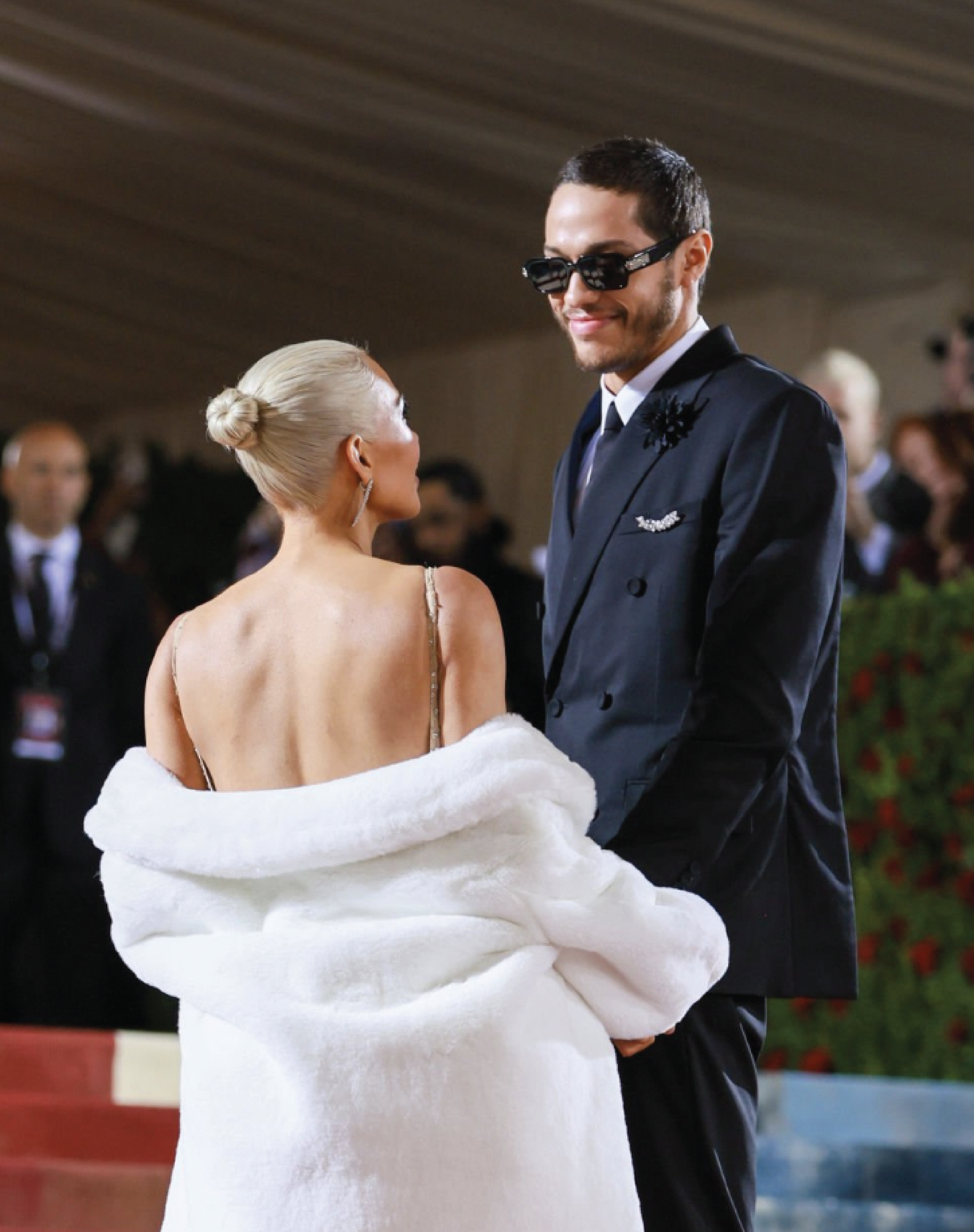 Pete Davidson and Kim Kardashian at the 2022 Met Gala. Pete wore a custom lapel pin from Or & Elle - the Branche d'Arbre - which was made with pear-shaped diamonds (15 total carat weight), all of which were D color, IF/ VVS clarity. Or & Elle specializes in creating the most iconic custom pieces for all occasions.