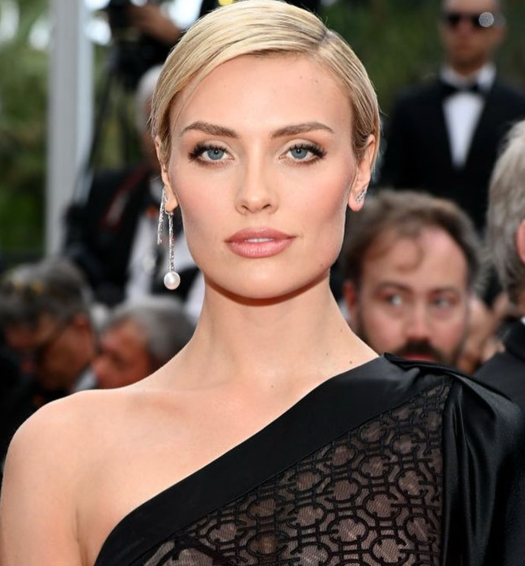 Actress Wallis Day wearing the Île Pear Column Earrings to the Top Gun: Maverick premiere at the Cannes Festival.